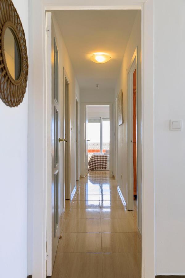 First Line Sea Views With Pool And Free Parking Apartamento