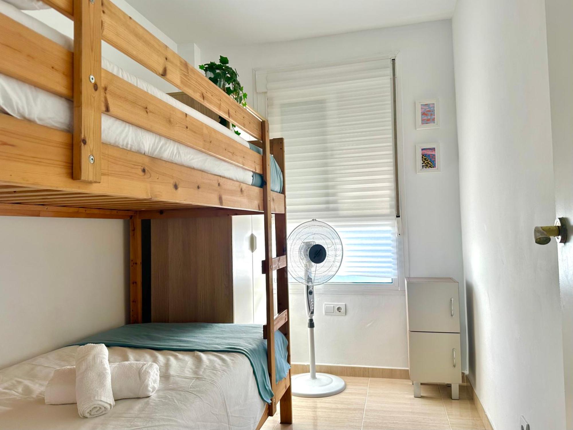First Line Sea Views With Pool And Free Parking Apartamento Benalmádena